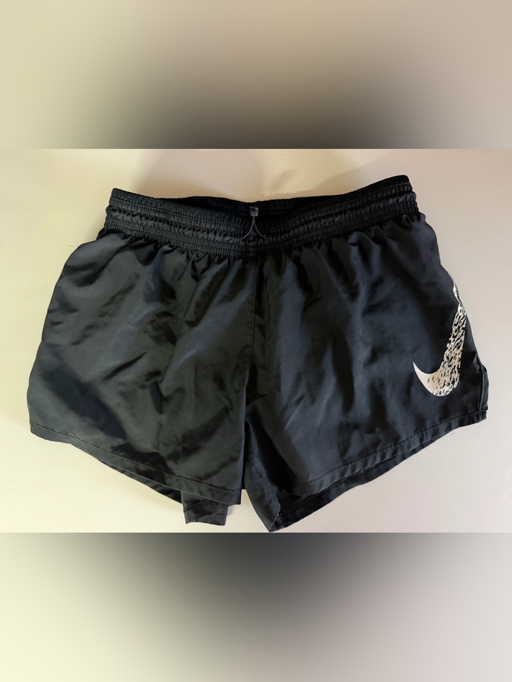 Nike Dri-FIT Tempo Running Shorts Women Small Black White Swoosh Lined Athletic